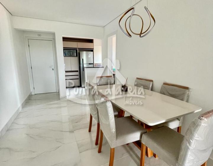 Apartamento para Locação Mensal na Avenida em Pontal do SUL