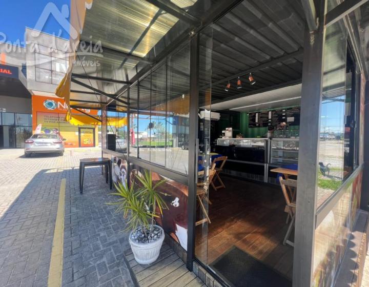 Estrutura Comercial em Pontal do SUL