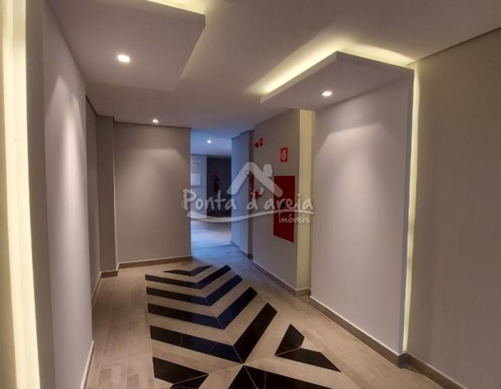 Apartamento na Avenida em Pontal do SUL