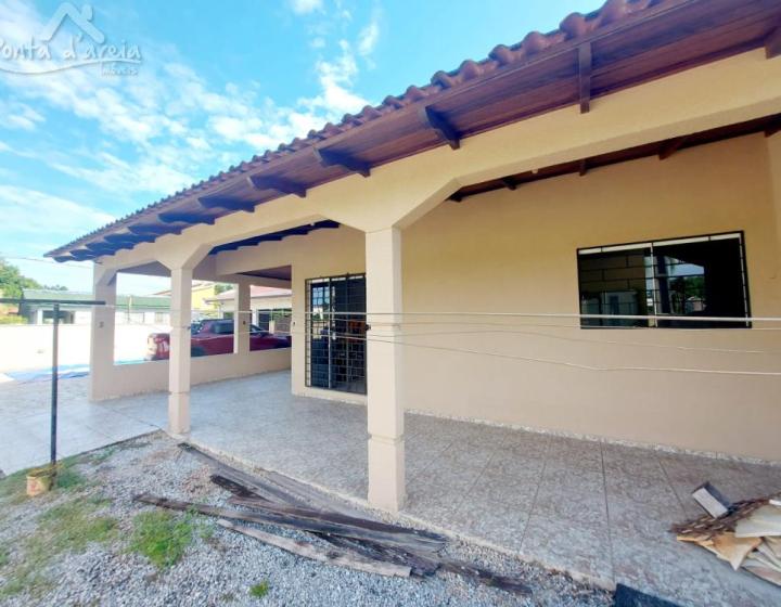 Casa À Venda em Santa Clara