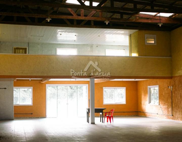 Barracão Comercial para Locação Mensal em Vila Nova