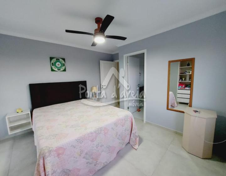 Sobrado de Alto Padrão em Atami NORTE