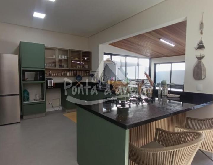 Sobrado de Alto Padrão em Atami NORTE